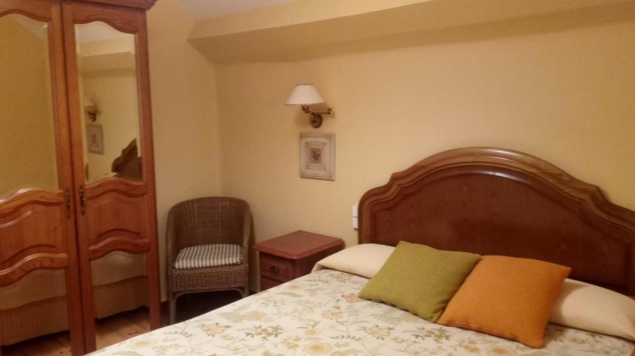 Hostal Casa Sario Jaurrieta Екстериор снимка