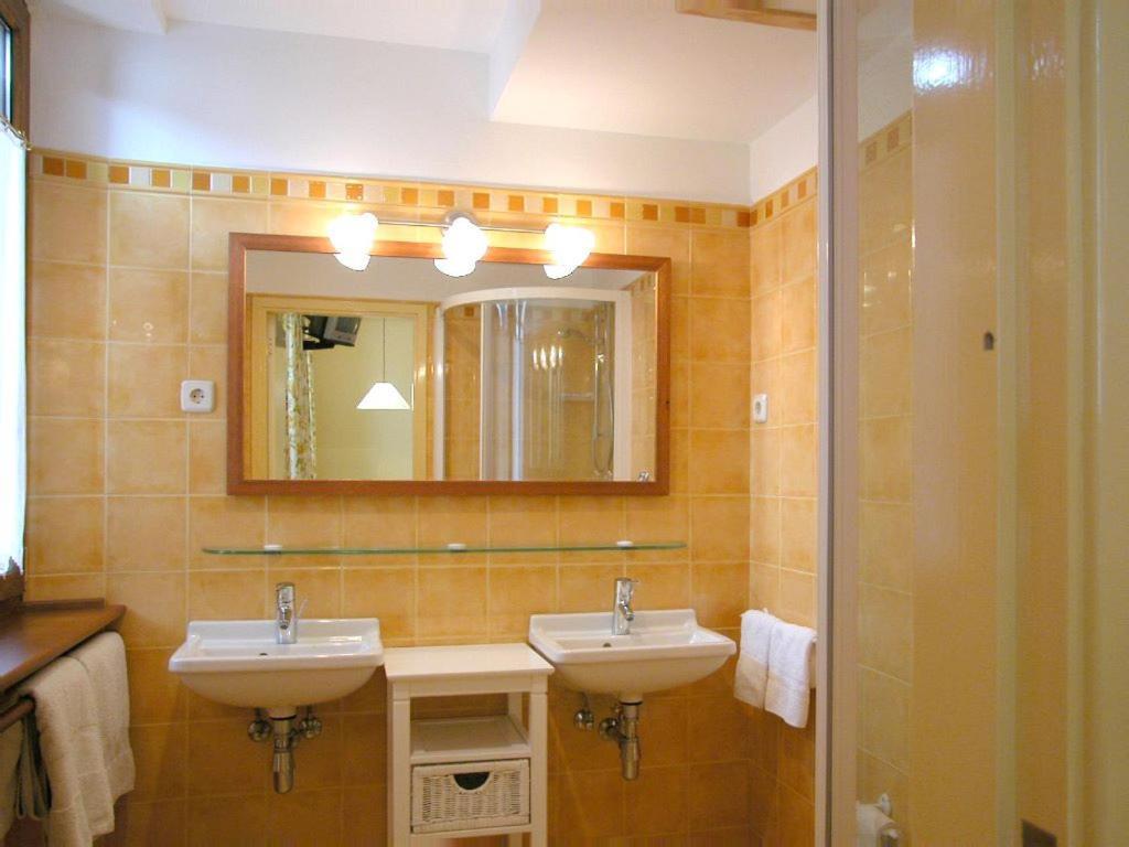 Hostal Casa Sario Jaurrieta Екстериор снимка