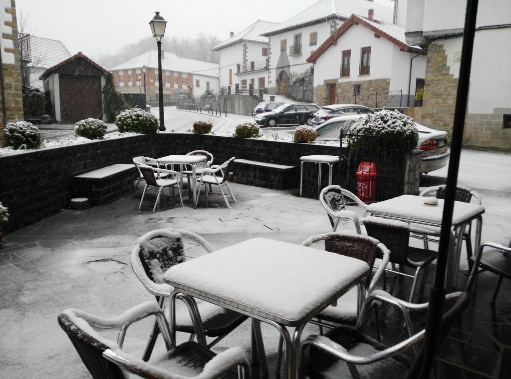 Hostal Casa Sario Jaurrieta Екстериор снимка